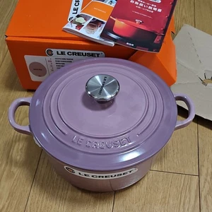 Casseruola in ghisa smaltata Le Creuset Cocotte Rondo 22 cm 3,5 qt rosa malva - Foto 1 di 10