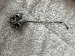 Elegant Fleur de Lis Ceiling Fan Light PullElegant Fleur de Lis Ceiling - Picture 1 of 1