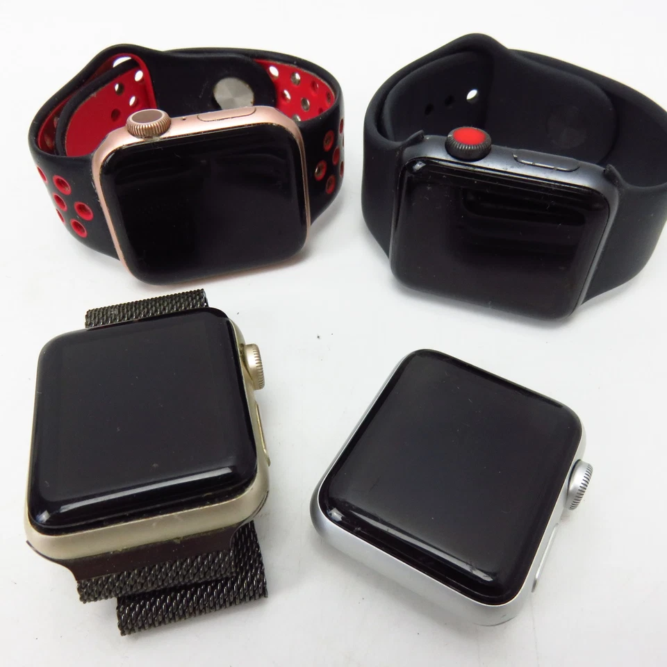 Apple Watch Untested Spares / Repairs Job Lot Series 6 Series 3 - Image 1 of 4