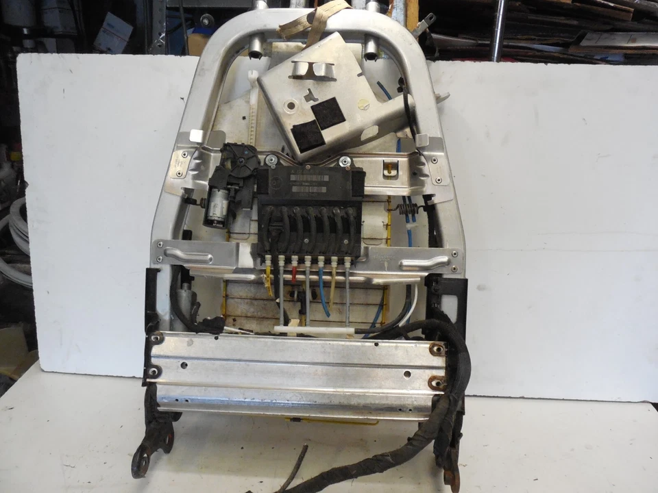 Cuadro trasero asiento delantero derecho mercedes-benz r230 sl500 bloque válvulas 2308000078 Foto 1 de 4