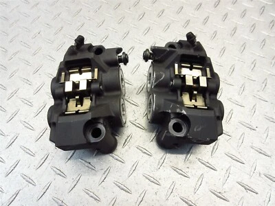 Pastillas de freno delanteras izquierda derecha Yamaha YZFR6R R6 2015 08-16 FABRICANTE DE EQUIPOS ORIGINALES Foto 1 de 4