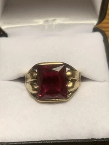 Mens 10k Yellow Gold Ruby Ring Signed Roman 6 grams 🔥 - Picture 1 of 9