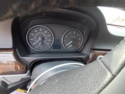 Medidor de velocímetro usado se adapta a: BMW 325I Cluster Sdn MPH 2006 sin crucero adaptativo G Foto 1 de 4