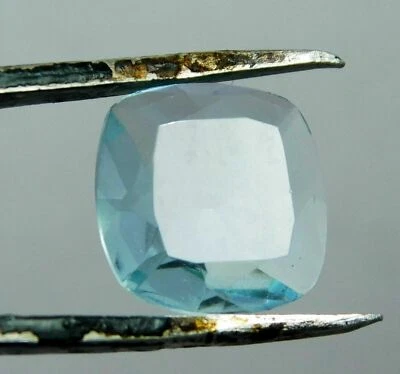 Cojín de aguamarina brasileña de 4,5 quilates con forma de piedra preciosa suelta y piedra extra añadida  Foto 1 de 2