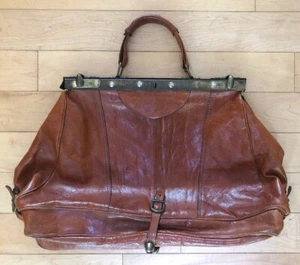 Bolso de Mano Grande Cuero Marrón Aspecto Industrial Metal Cierre Industrial - Imagen 1 de 12