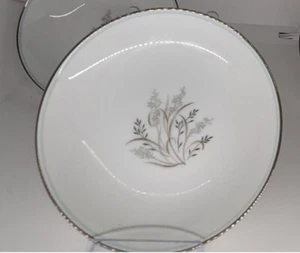 Noritake China Crafted in Japan Taryn 5.5 inch Fruit Bowl Silver Edge 4 pc Set - Picture 1 of 3
