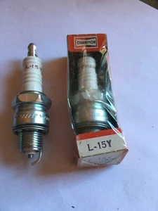Vintage NOS Champion Spark Plugs L-15Y Quantity 1 each - Picture 1 of 1