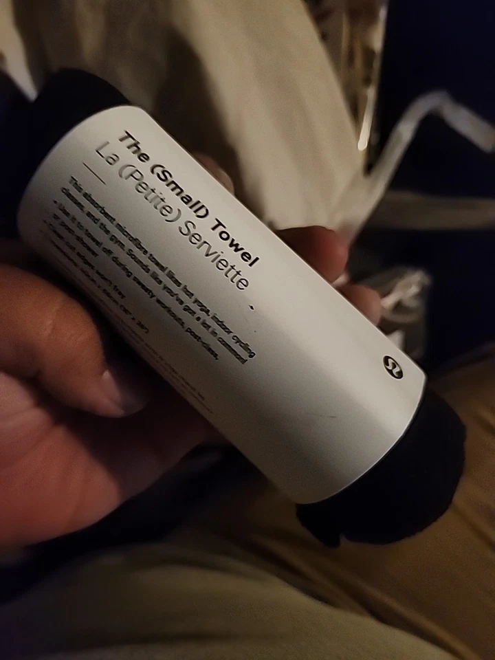 Lululemon The (Small) Towel, Black for Yoga/Gym - Image 1 of 1