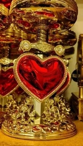 Bath And Body Works Evil Queen Heart Candle Holder Villians Collection 2025 New - Picture 1 of 3