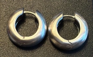 925 Sterling Brushed Silver Hoop Huggies Earrings $123.99 Chunky Hinged 8.78g - Picture 1 of 9