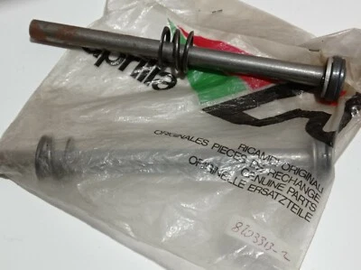 Pompante Forcella Aprilia Red Rose 50 anno 1989-92 codice-AP8203313  - Immagine 1 di 2