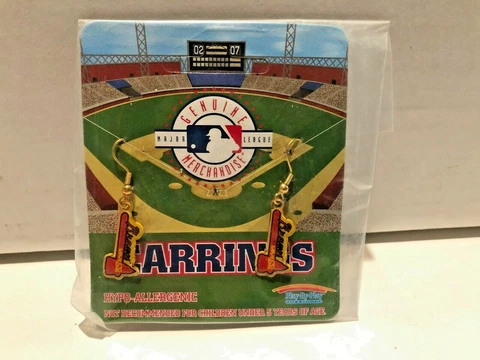 Atlanta Braves Tomahawk Earrings Dangle Hypo Allergenic Licensed MLB 98 Cover