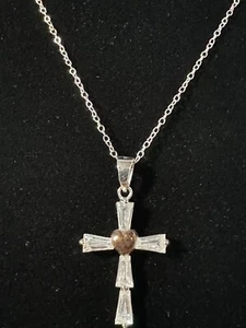 Sterling Silver CZ Cross Pendant Necklace 18 inch chain - Picture 1 of 10