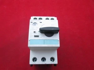 Siemens 3RV1021-0GA10 Circuit Breaker - Picture 1 of 5