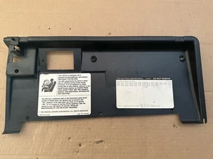 90-91 CORVETTE C4 CENTER CONSOLE LID BOTTOM BACKING PLATE 10172480 - Foto 1 di 7