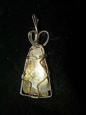 * PIEDRA DE ÁGATA colgante envuelta en alambre hecho a mano Foto 1 de 2