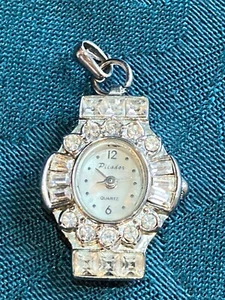 Picador London Vintage Look  Watch With Loop - Picture 1 of 4