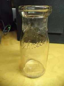 Vintage Half Pint Milk Bottle SCHNELL'S DAIRY KANKAKEE, ILL. embossed letters - Picture 1 of 12