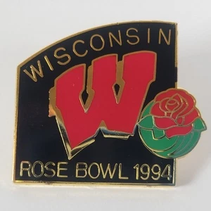 Pin de fútbol americano Rose Bowl 1994 Wisconsin Badgers sombrero solapa prendedor - Imagen 1 de 3