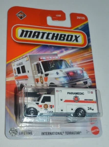 MATCHBOX 2025 MBX RESCUE 24/125 - INTERNATIONAL TERRASTAR WHITE - Picture 1 of 5