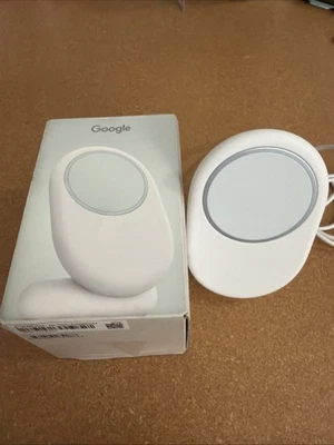 GENUINE Google PixelSnap Charger with Stand GH5UG PREOWNED! - Image 1 of 4