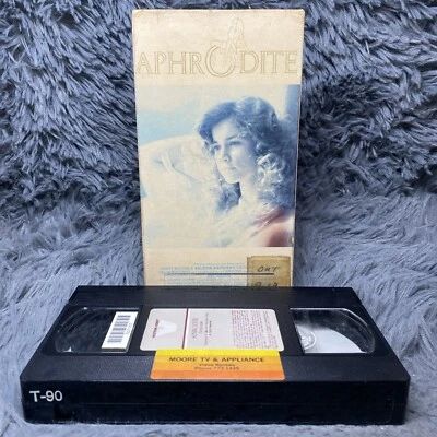 Aphrodite VHS Tape 1982 Vestron Video Valerie Kaprisky French Film English Rare - Image 1 of 4
