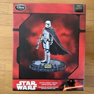 Captain Phasma Figure Limited Edition 1200 - Picture 1 of 6