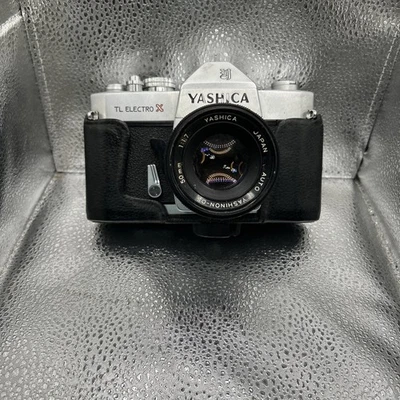 Пленочная камера Vintage Yashica TL Electro X 35 мм не протестирована - Изображение 1 из 4