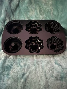 Nordic Ware Multi Mini Bundt Non Stick Cake Pan Bakes 6 Bundt Cakes 6 Cup Volume - Bild 1 von 3