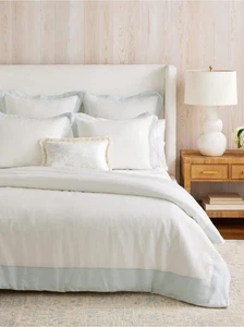 Serena & Lily Salento Duvet Set Queen White + Sky Blue - Picture 1 of 3