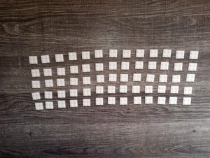 65 Stck. weiß Original Lego 2 x 2 Platten Teil 3022 WYSIWYG IRL Sie erhalten 65 Platten - Bild 1 von 14