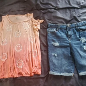 girl XXL 18 denim bermuda shorts and cold shoulder top - Picture 1 of 3