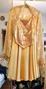 Goldfarbenes orientalisches Tanzkleid - Bild 1 von 4