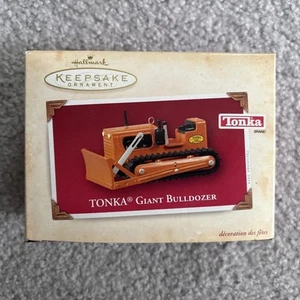 HALLMARK 2004 TONKA TOYS KEEPSAKE ORNAMENT "GIANT BULLDOZER" ORANGE DIE CAST - Picture 1 of 12