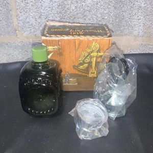 Vintage Avon Tai Winds Whale Oil Lantern Green After Shave Full - Picture 1 of 5