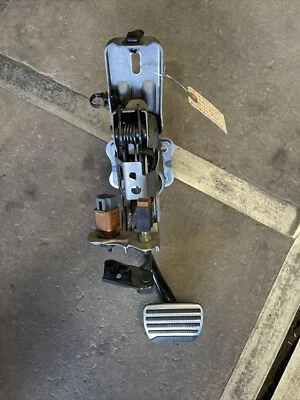 09-11 G37s Coupe Sedan Automatic OEM Sport Brake Pedal 465011NW0D - Image 1 of 4