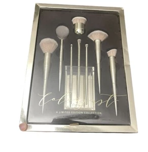 NIP Limited Edition COLORJUST 8 Make-Up Brush Collection w/Clear Acrylic Holder! - Picture 1 of 3