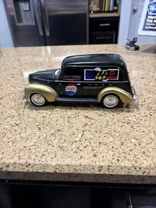 Golden Wheel 1/18 Scale Diecast Pepsi Cola 1940 Ford Pickup Truck Black N Gold - Picture 1 of 10