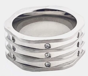 FASHION RING WITH 3 STUDS - Picture 1 of 4