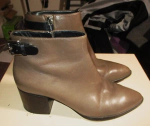 MICHAEL KORS Taupe Side Zip Leather Ankle Boots Size 6.5M - Picture 1 of 8