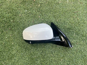 2013-2015 INFINITI JX35 QX60 PASSENGER RH SIDE VIEW MIRROR w/ CAMERA - Picture 1 of 8