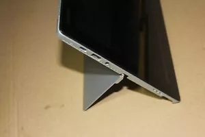 Lenovo IdeaPad MIIX 510-12IKB 12,2" i3-6006U, 4 GB RAM, 128 GB SSD, W10, QWERTY - Bild 1 von 24