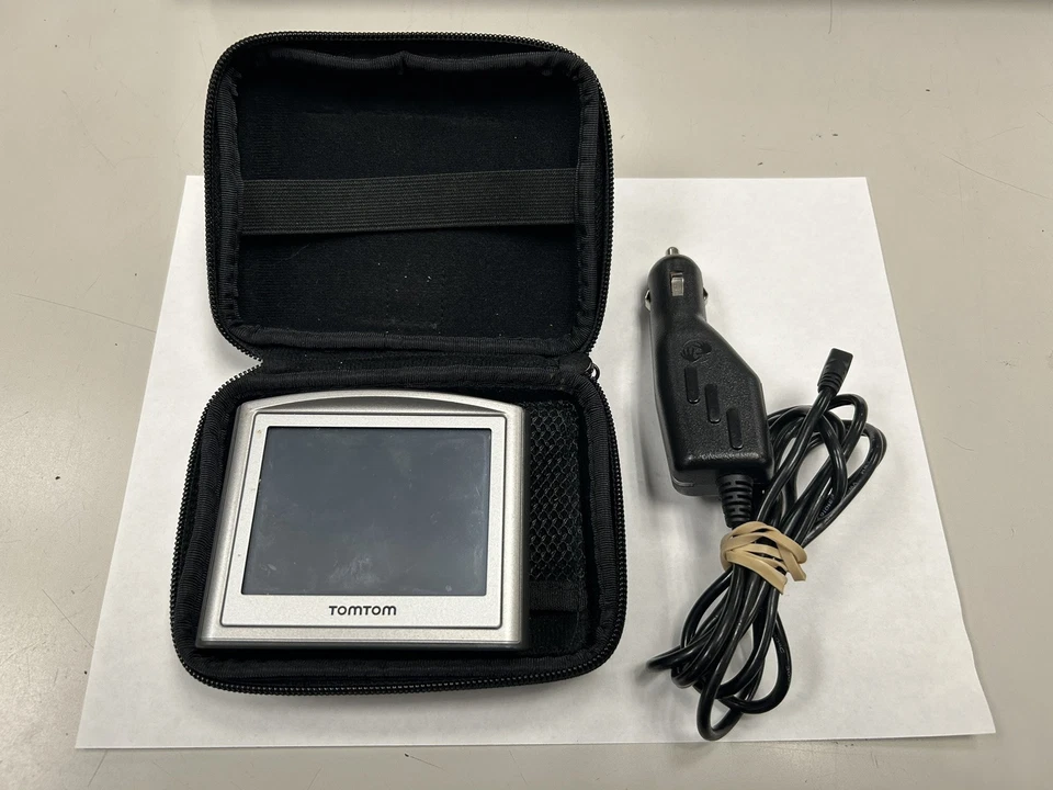 TomTom ONE 3rd Edition 1GB GPS Navigation System Maps 4N01.002 With USB - Image 1 of 3