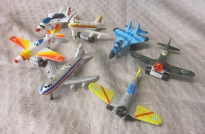 Lot of 7 Vintage Micro Machines Commercial and Military Airplanes Planes - Image 1 of 4