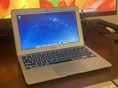 (#107) 2014 Apple 11” MacBook Air 1.4Ghz 4GB 128GB + Perfect Battery! - Image 1 of 4