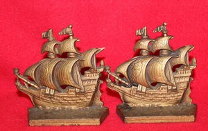 Cast Iron Bookends Marked "A GALLEON IN THE TIME OF ELIZABETH 1558-1603" - Picture 1 of 4