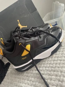 Nike Air Jordan Stay Loyal 3 Black And Gold Trainers, Size 6UK New In Box - Picture 1 of 5