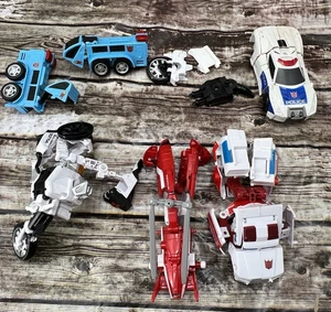 Takara Transformers Unite Warriors UW-03 Defensor Combiner Wars - UNVOLLSTÄNDIG - Bild 1 von 11