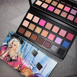 Kylie Cosmetics limited edition Sipping Pretty Palette Brand New - Picture 1 of 1