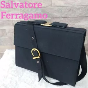 Salvatore Ferragamo Vara Ribbon Gancini Shoulder Bag – Beautiful Condition - Picture 1 of 24